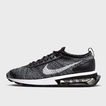 Compra NIKE Air Max Flyknit Racer black/white Online Only SNIPES