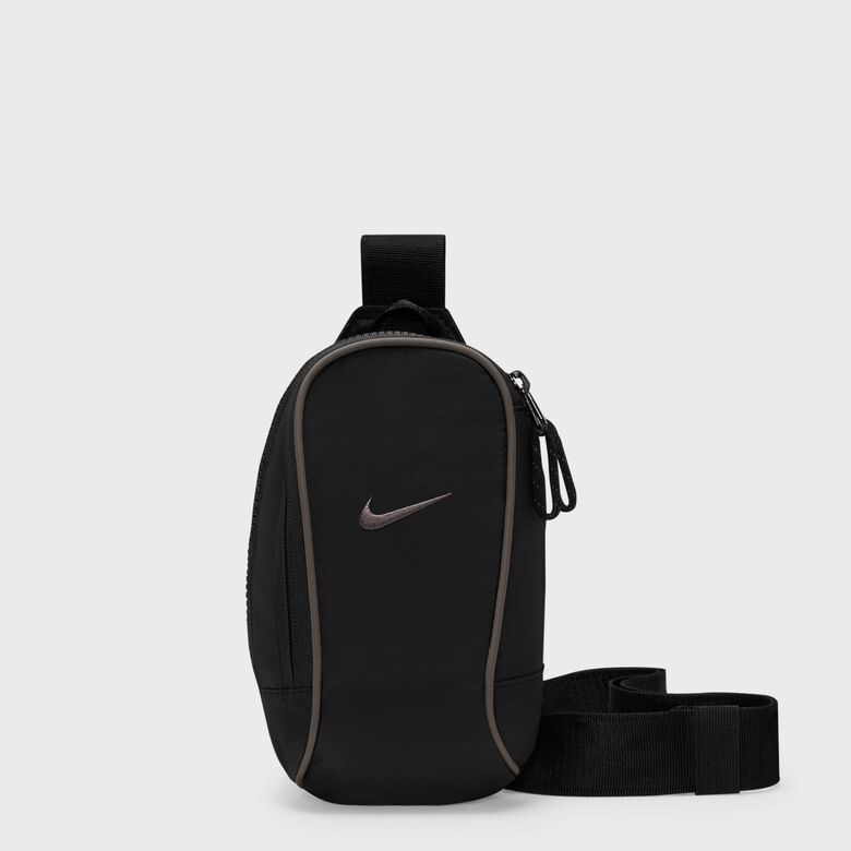 después del colegio Mirar atrás Deliberar Compra NIKE Sportswear Essentials Crossbody Bag black Cozy Style Guide en  SNIPES